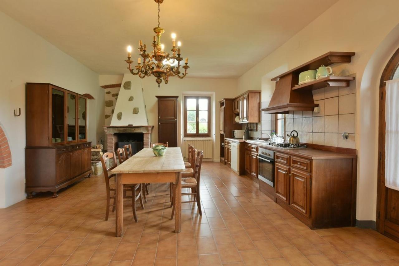 Agriturismo I Poggilunghi Civitella in Val di Chiana Bagian luar foto